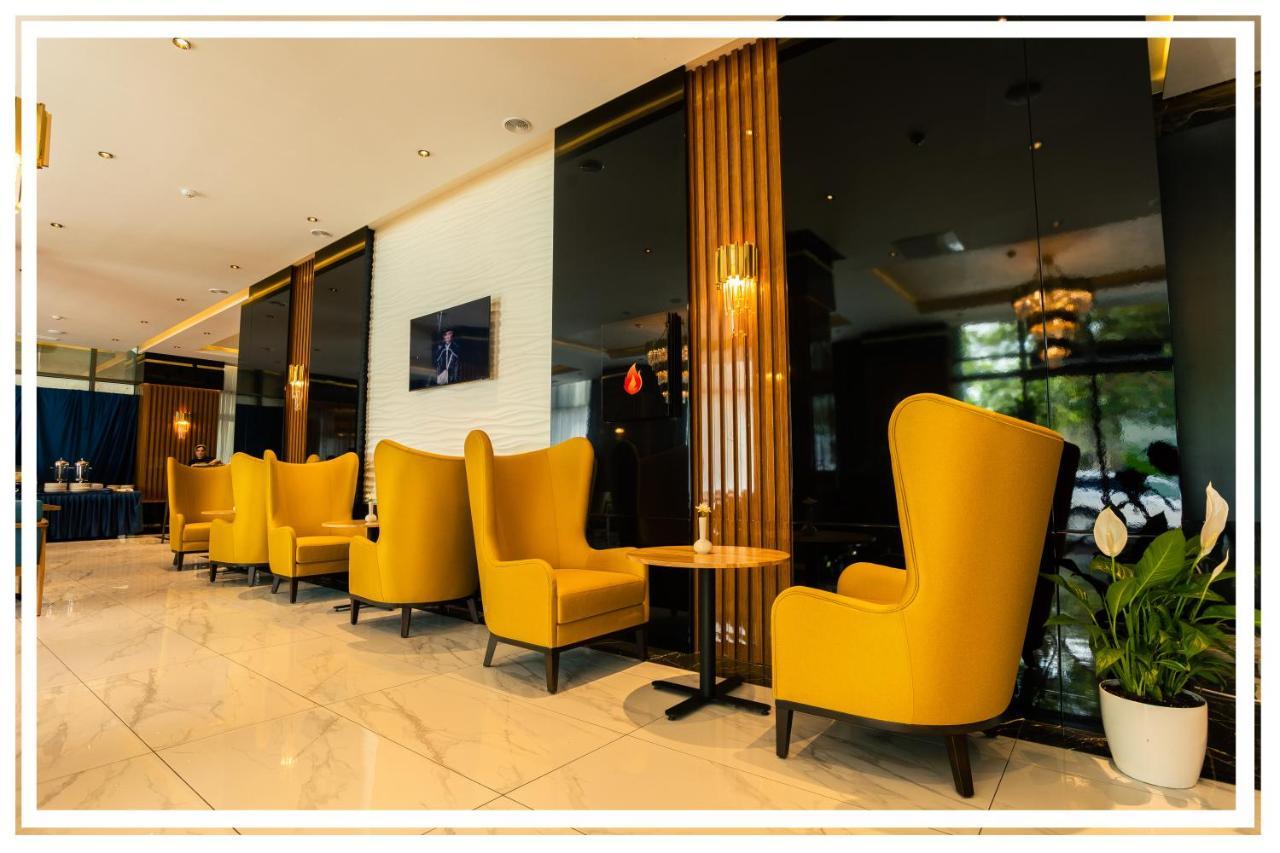 Premium Hotel Ganja Exterior foto